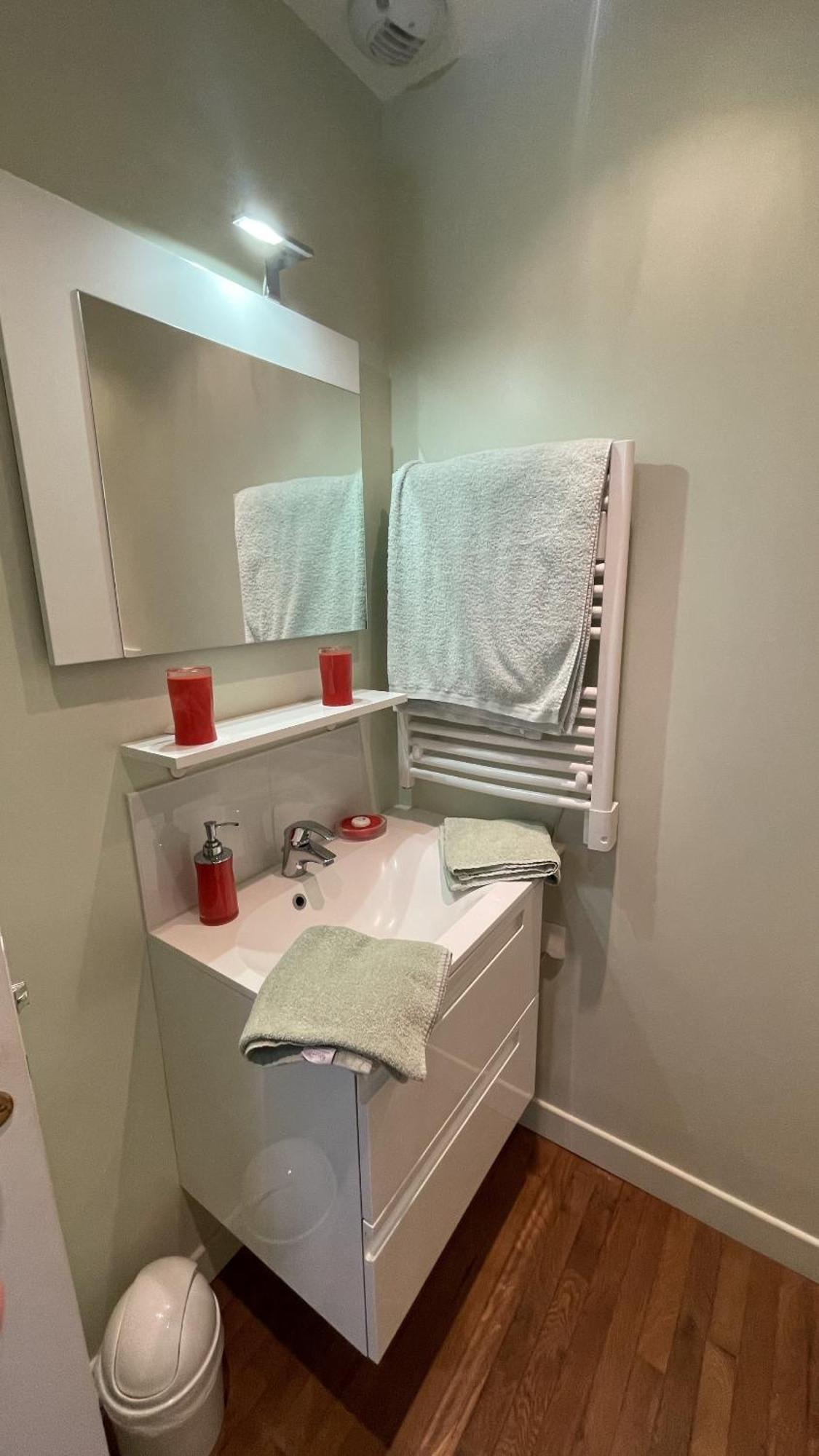 Chambres D'Hotes Du Bas Manoir Bretteville-sur-Odon 객실 사진