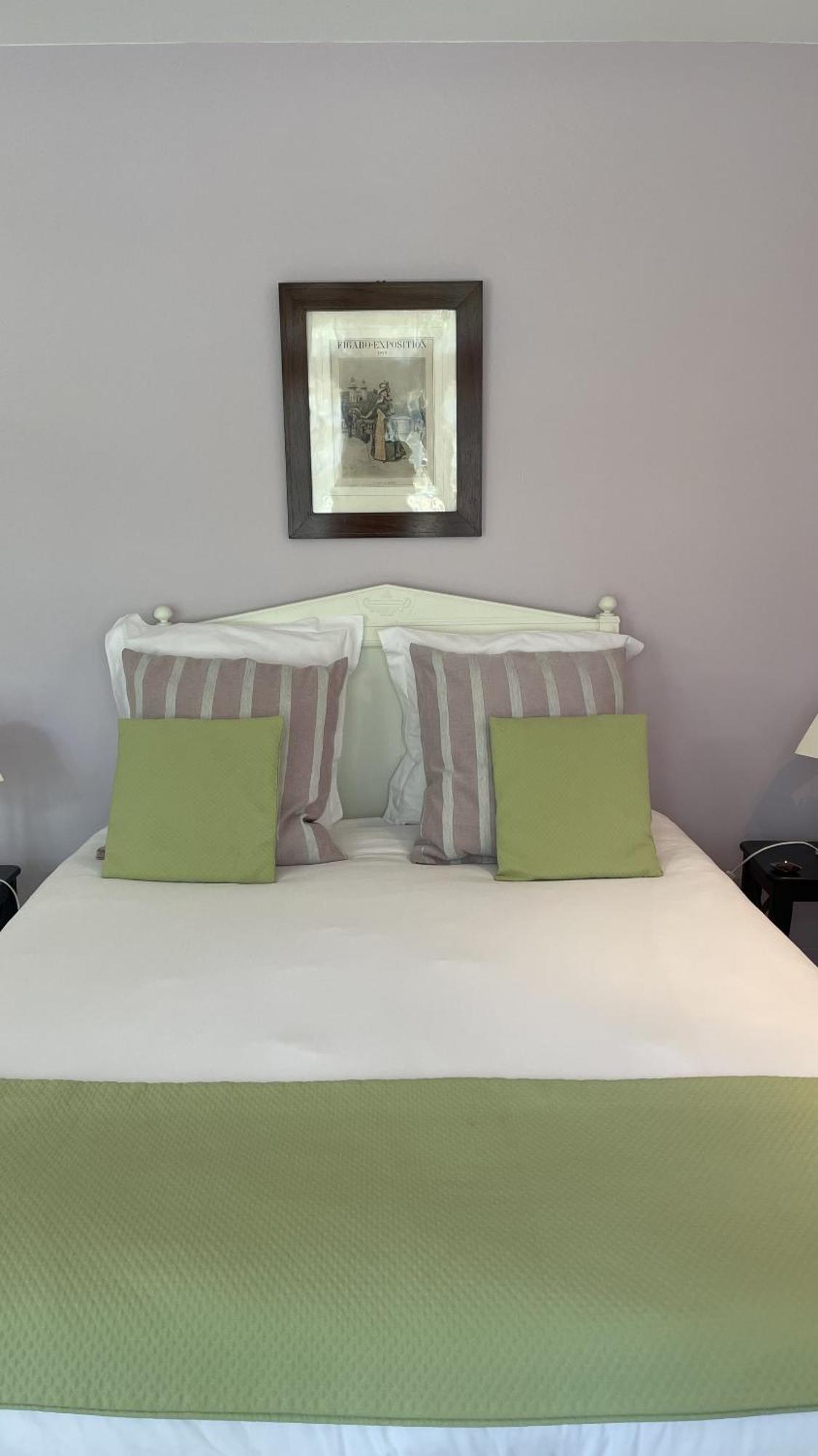 Chambres D'Hotes Du Bas Manoir Bretteville-sur-Odon 객실 사진